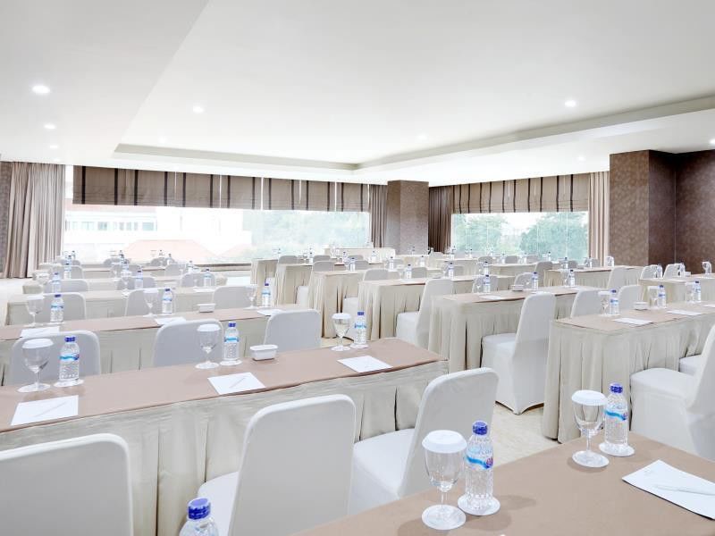 โรงแรมแซนติก้า พรีเมียร์ กูเบง สุราบายา ภายนอก รูปภาพ
